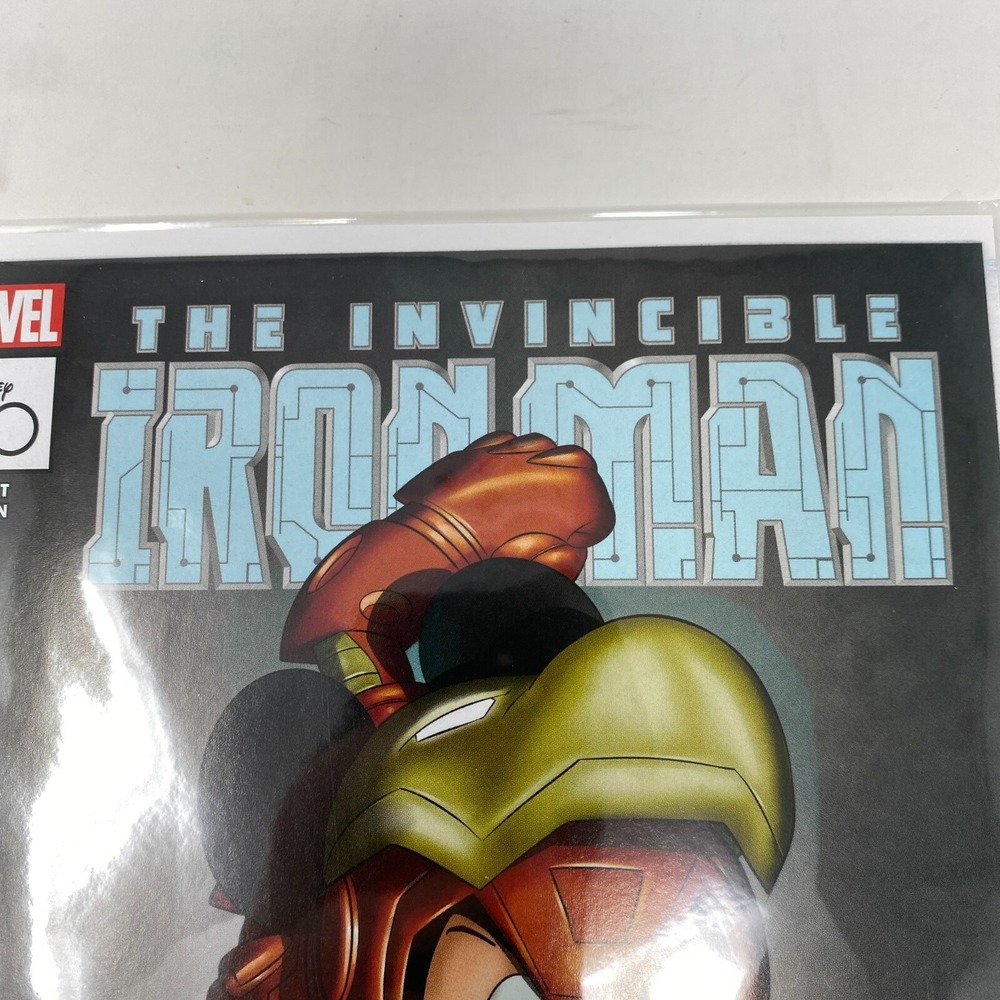 DISNEY 100 MICKEY MOUSE THE‎ INVINCIBLE IRON MAN COMIC BOOK LIMITED RELEASE - Picture 3 of 8